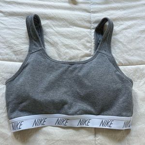 Nike women’s sports bra